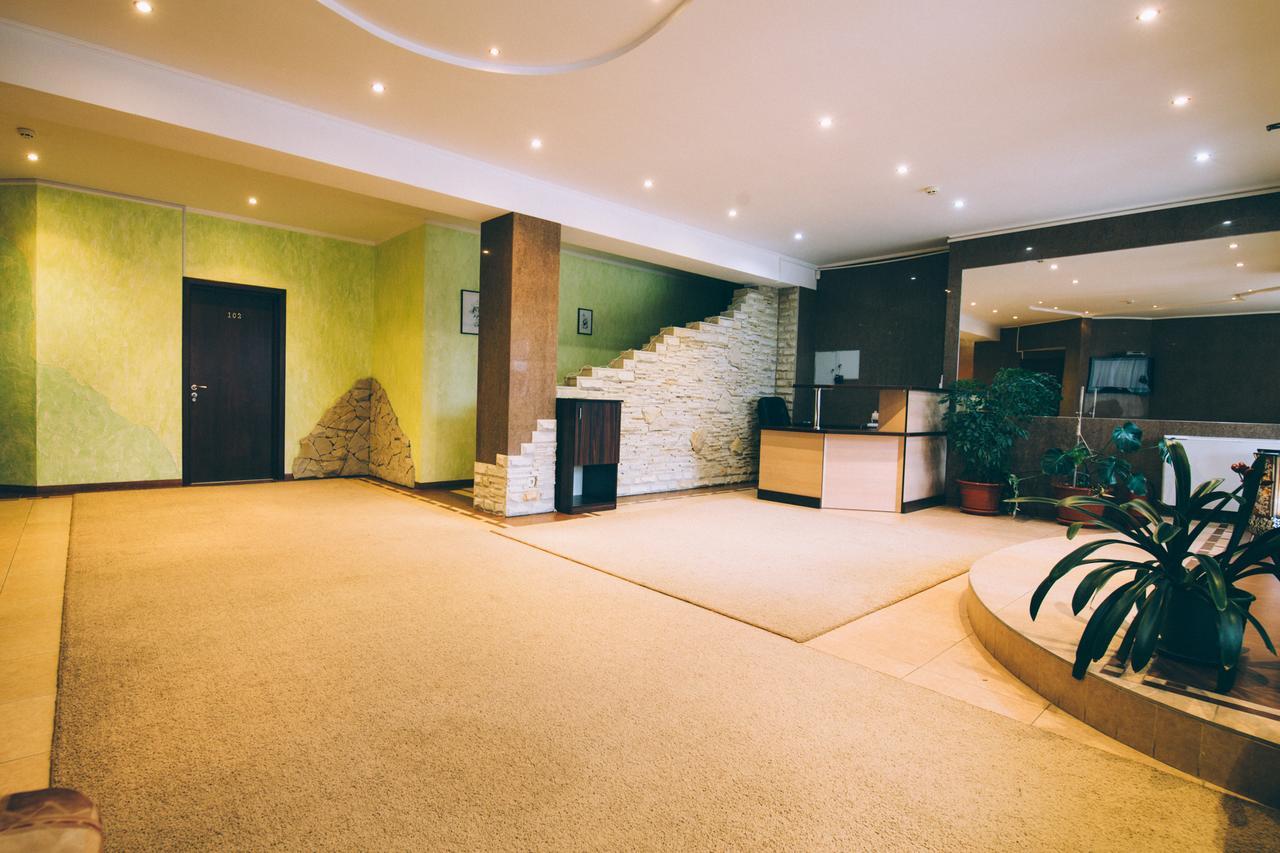 Grace Villa Codru Luaran gambar