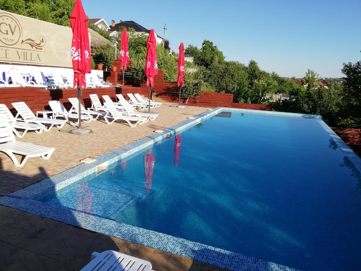 Grace Villa Codru Luaran gambar